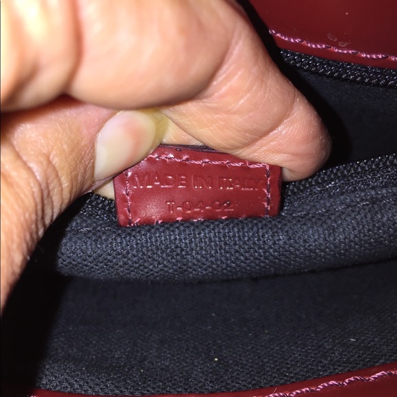 Classic Burberry Haymarket Check Tote - Picture 5 of 13